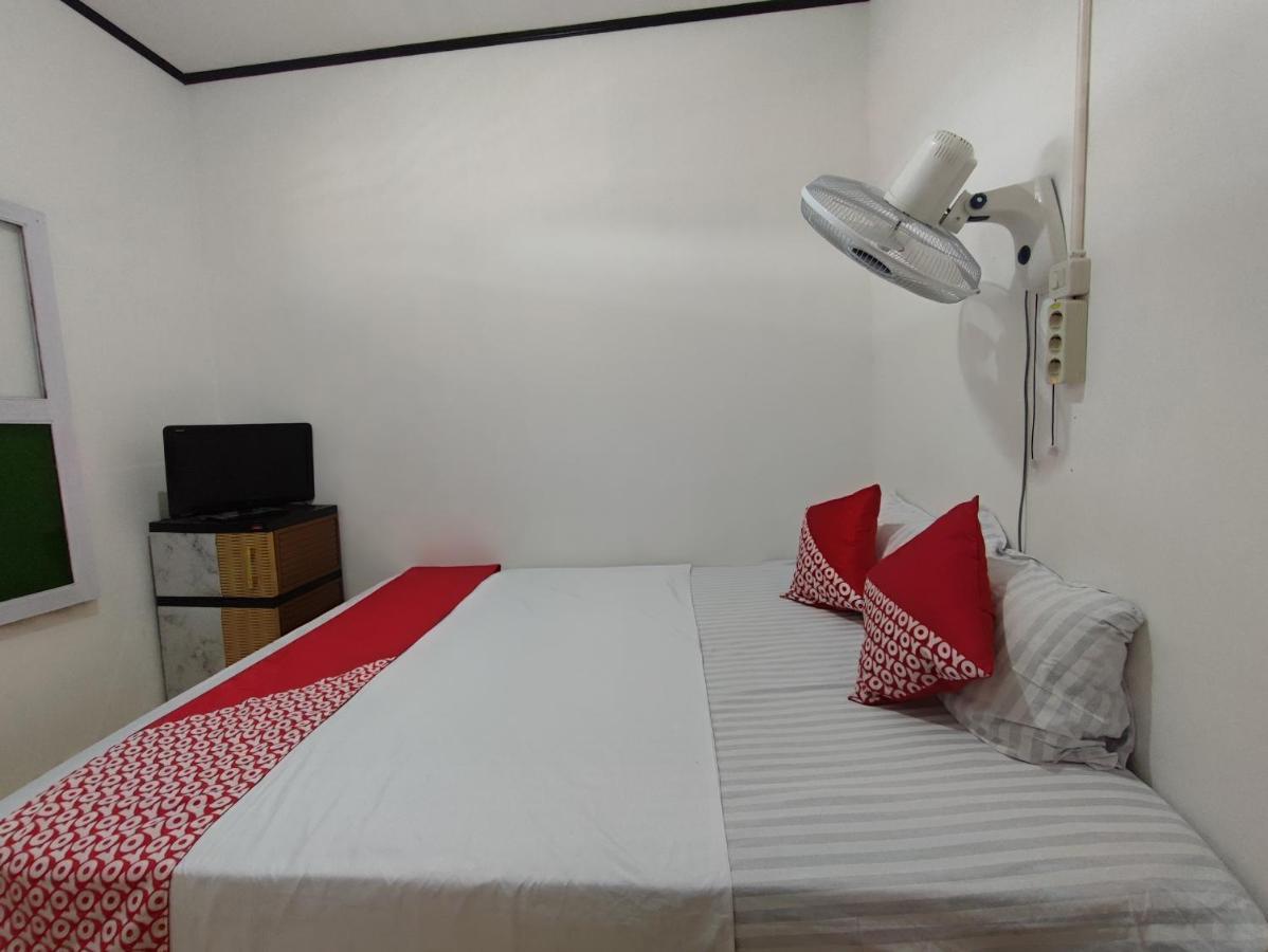 Oyo 92357 Zzip Homestay Pagaralam Exterior foto