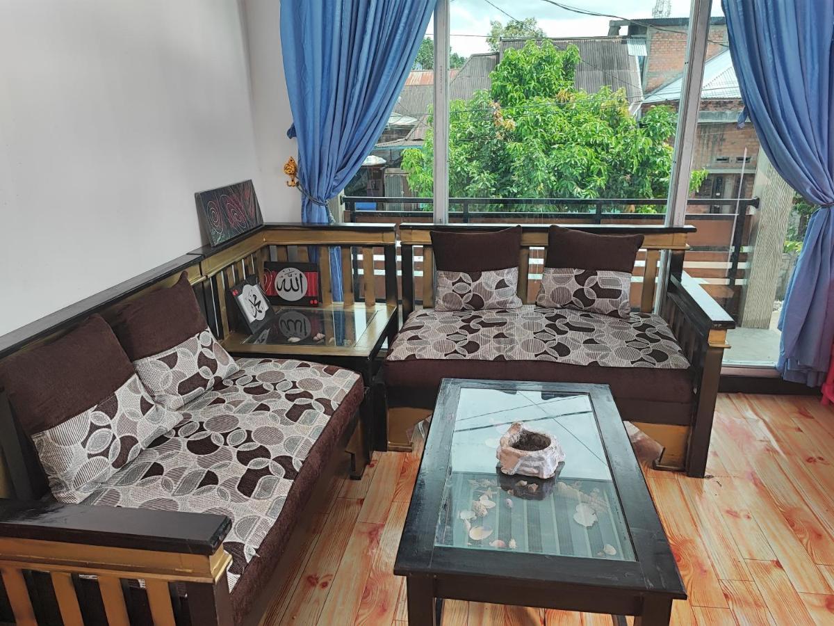 Oyo 92357 Zzip Homestay Pagaralam Exterior foto