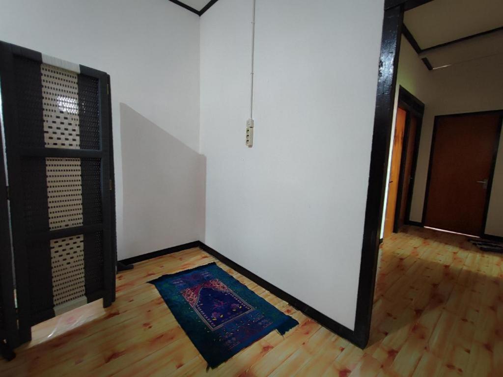 Oyo 92357 Zzip Homestay Pagaralam Exterior foto